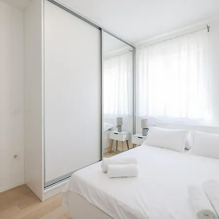 Apartment White Hill